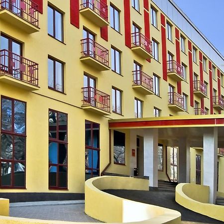 Optima Deluxe Kryvyi Rih Hotel Bagian luar foto