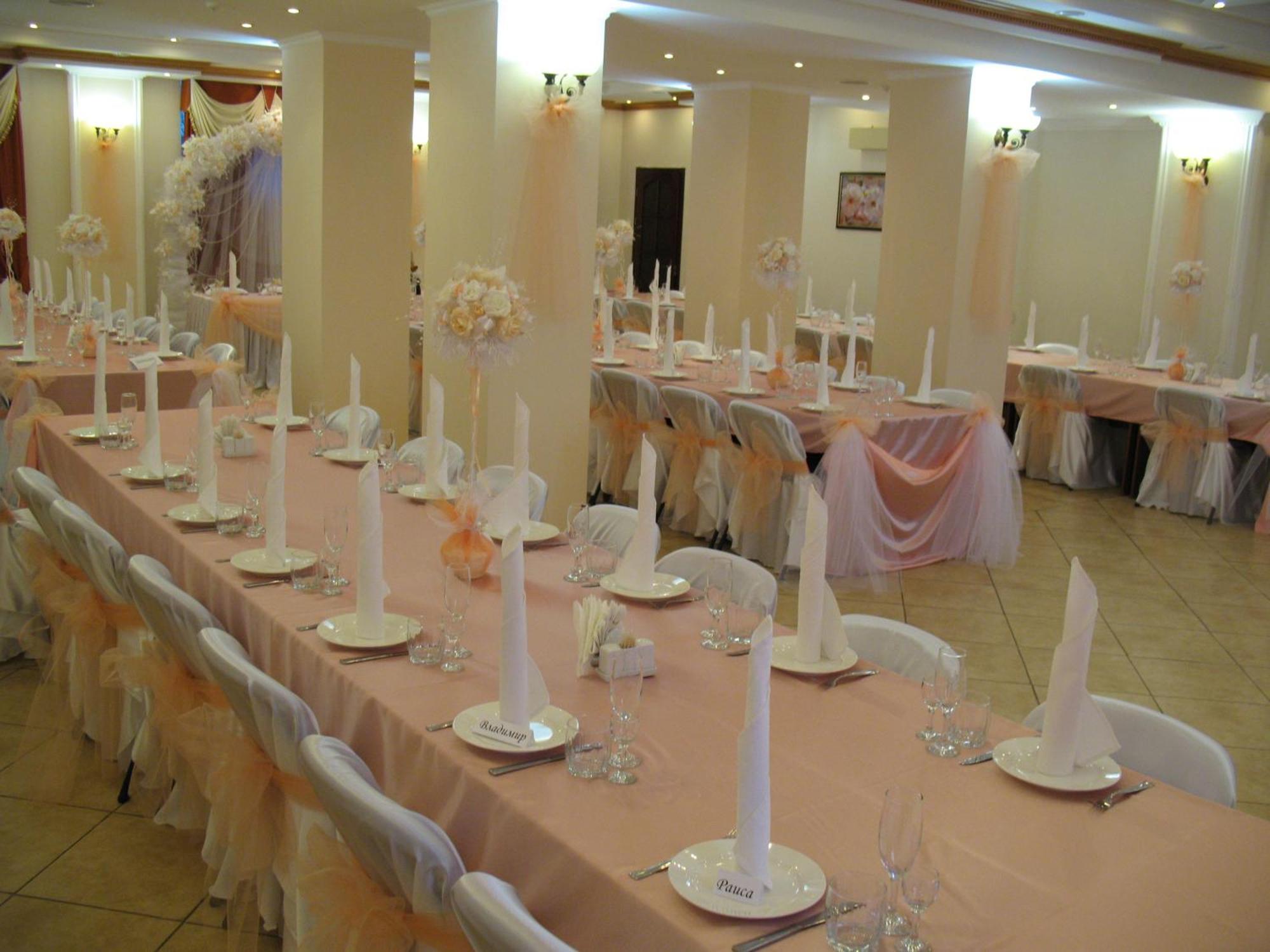 Optima Deluxe Kryvyi Rih Hotel Bagian luar foto