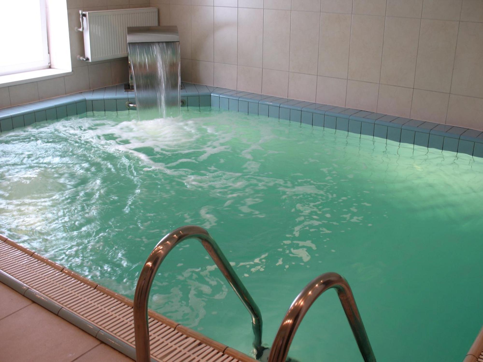 Optima Deluxe Kryvyi Rih Hotel Bagian luar foto